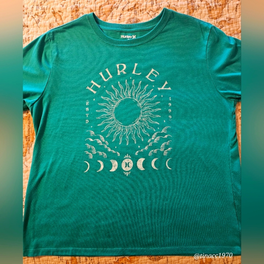 Hurley tshirt